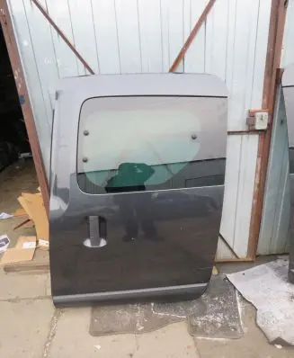 Dacia Dokker Rear door