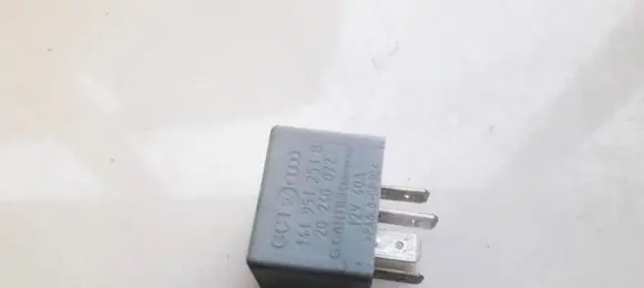 Skoda Octavia Mk2 (1Z) Other relay 141951253B