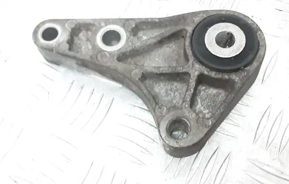 Volvo V40 Engine mounting bracket 31277076
