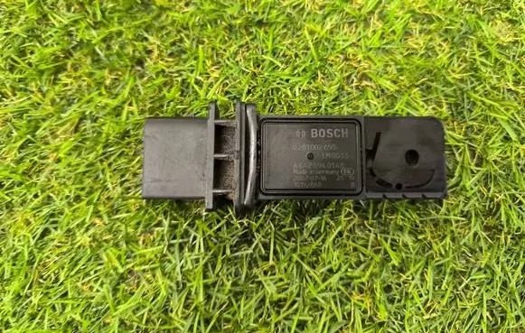 Mercedes-Benz E W211 Mass air flow meter A6420940148 0281002695 10192888