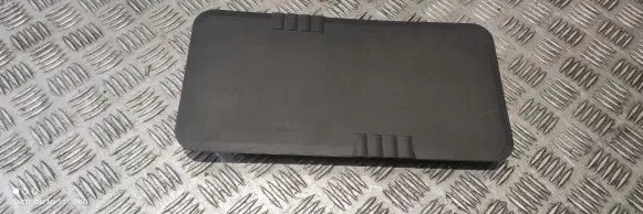 Mercedes-Benz GL X166 Fuse box cover A1665450203