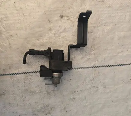 KIA Sorento Turbo solenoid valve 36611200