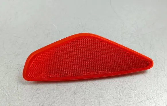 Subaru Forester SK Rear tail light reflector 32306L