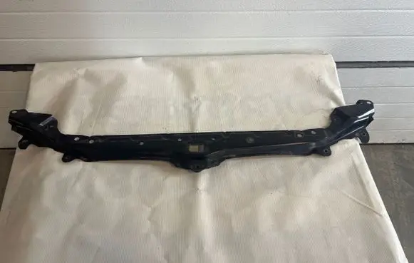 BMW 5 E60 E61 Top upper radiator support slam panel 7163462 17992010 AJ945D04