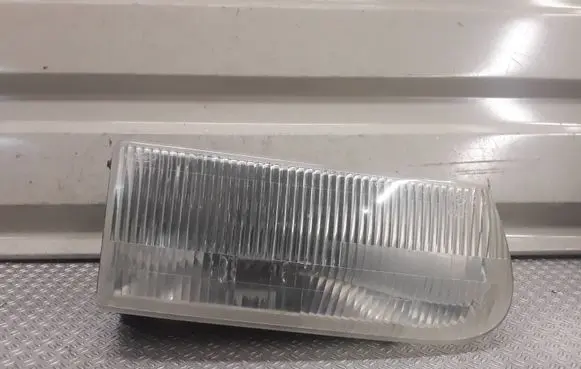 Ford Explorer Headlight/headlamp 