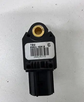 Toyota Yaris Airbag deployment crash/impact sensor 898310D010 2426181772