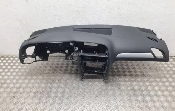 Audi A4 S4 B8 8K Dashboard 8K1857041