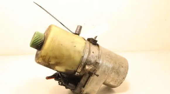 Volkswagen Polo IV 9N3 Power steering pump 6Q0423156AB