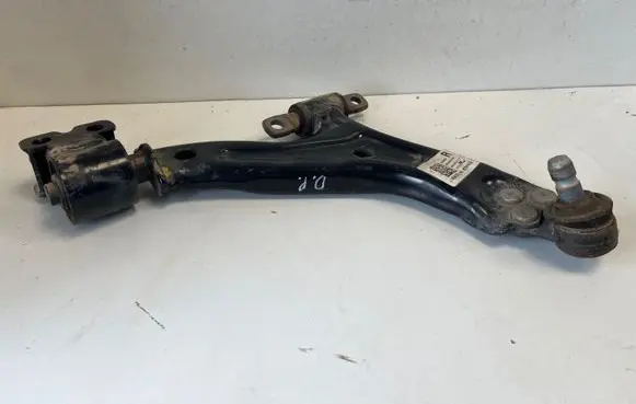 Opel Karl Front lower control arm/wishbone 95368368 689315117 703111058