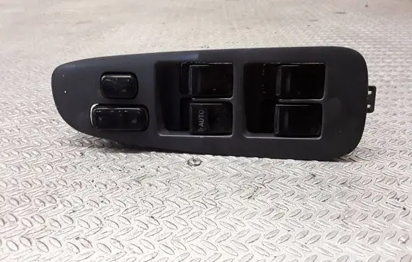 Toyota Previa (XR30, XR40) II Electric window control switch 8404028030