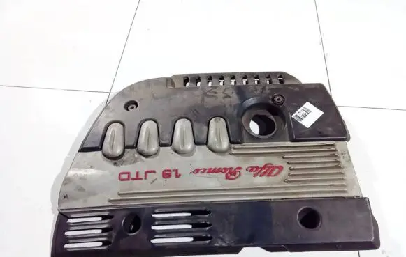 Alfa Romeo 156 Engine cover (trim) 46480339
