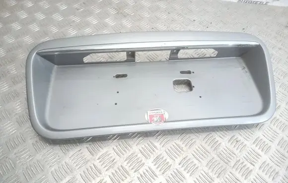 Hyundai Trajet Trunk door license plate light bar A873703A000