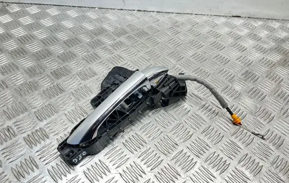 Rear door exterior handle