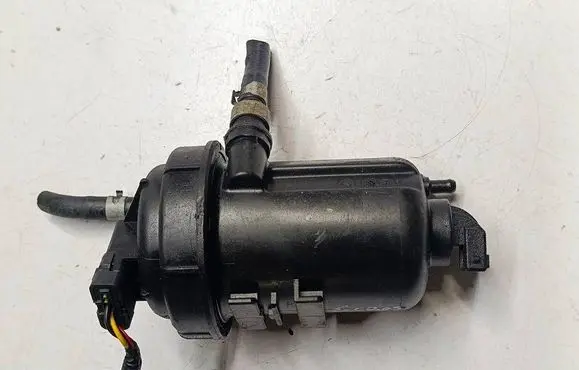 Suzuki SX4 S-Cross Fuel filter housing 235814652
