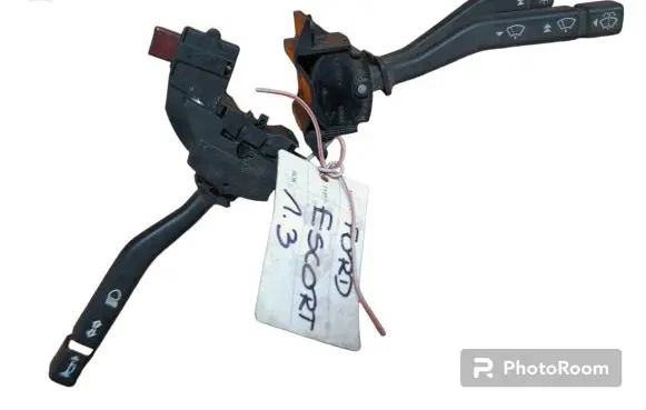 Ford Escort Indicator stalk 81AG13B302AA 81AG11K665CA