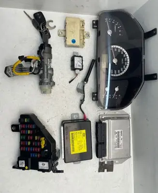 KIA Sportage Engine control unit/module 0281012097 3910427360 7JK2TI02