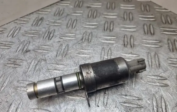 Nissan Note (E11) Camshaft vanos timing valve 25342153