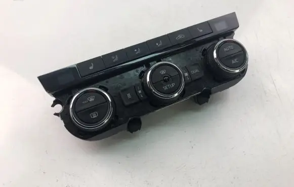 Skoda Octavia Mk3 (5E) Interior fan control switch 5E0907044J