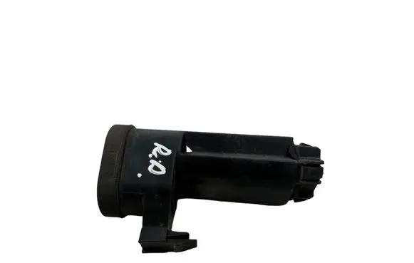 Radiator mount bracket