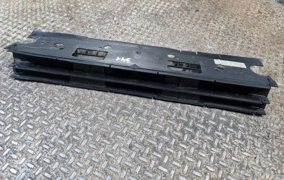 Jeep Grand Cherokee WL Bottom radiator support slam panel 68468189AB
