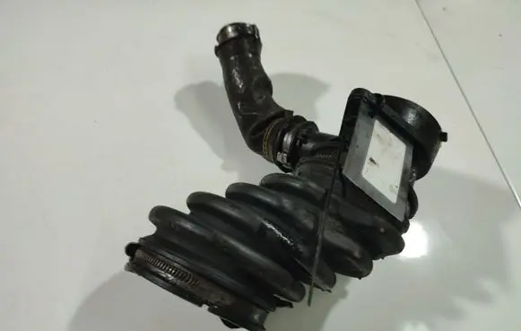 Ford Focus Air intake hose/pipe