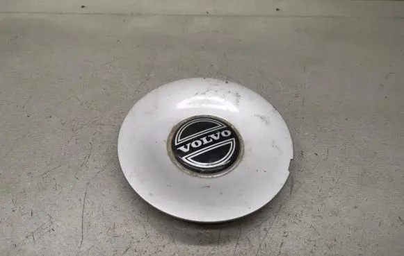Volvo S40, V40 Original wheel cap 485126