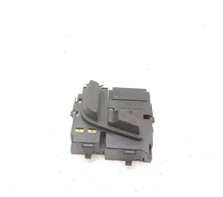 Mercedes-Benz E W212 Seat control switch A2048701858