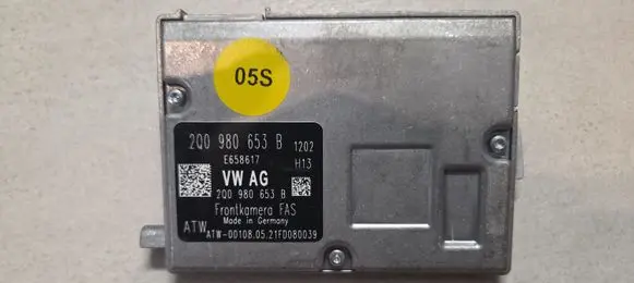 Volkswagen PASSAT B8 Windshield/windscreen camera 2Q0980653B E658617