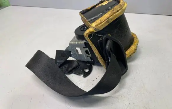 Fiat Punto (199) Rear seatbelt 735364446 605357661 607707100C