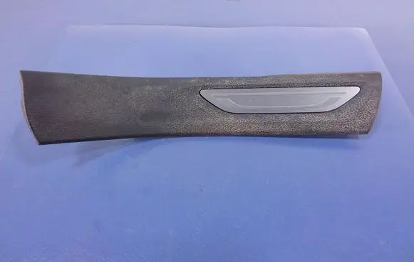 BMW X6M F86 Other sill/pillar trim element 7382256