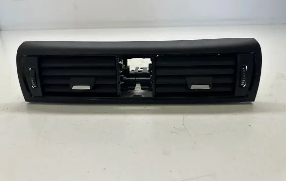 BMW 1 F20 F21 Dash center air vent grill 920711610