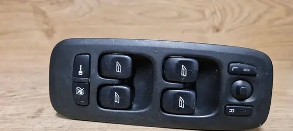 Volvo V70 Electric window control switch 30739980