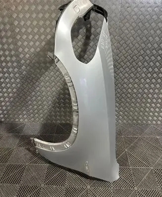 BMW X5 E70 Fender