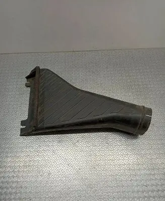 Mitsubishi Galant Air intake duct part MR281082