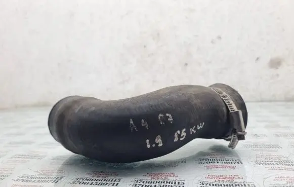 Audi A4 S4 B7 8E 8H Intercooler hose/pipe 8E0145837G