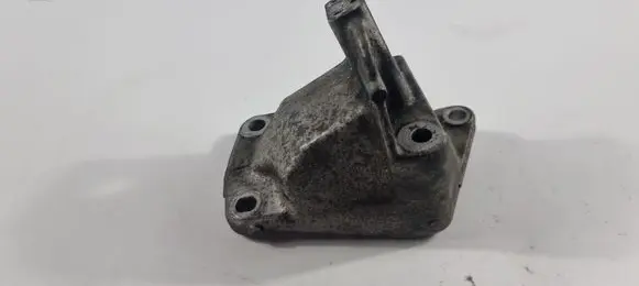 Jeep Grand Cherokee Engine mounting bracket 68252524AA