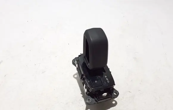 Volvo XC40 Gear shifter/selector 32335158