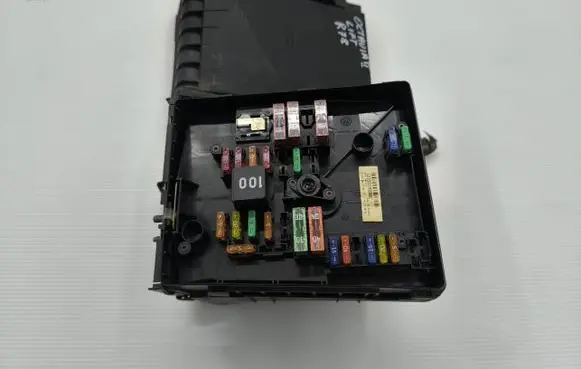 Skoda Octavia Mk2 (1Z) Fuse box set 1210319338E