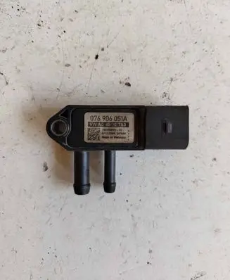 Audi A3 S3 8P Exhaust gas pressure sensor 076906051A