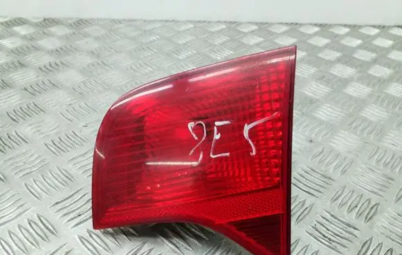 Audi A4 S4 B7 8E 8H Tailgate rear/tail lights 8E5945094A