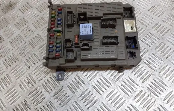 Citroen C5 High voltage junction box 9649301680