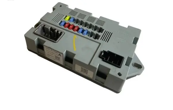 Land Rover Range Rover L405 Fuse module CPLA14Q073AA 71739084 73707520
