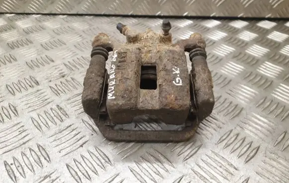 Nissan Murano Z50 Rear brake caliper