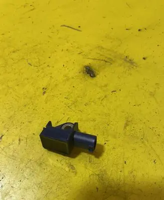Mercedes-Benz E W212 Airbag deployment crash/impact sensor A2128204926 2128204926