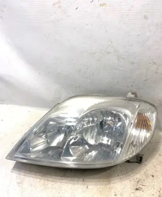Toyota Corolla E120 E130 Headlight/headlamp 123470