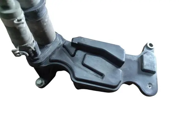 Mercedes-Benz B W246 W242 Oil breather separator A2700104203
