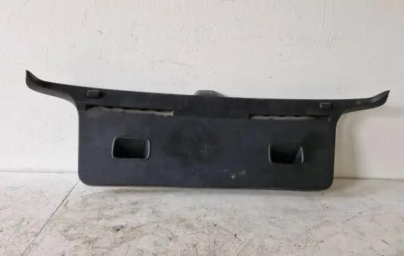 Volkswagen Golf IV Tailgate/boot cover trim set 1j6867601
