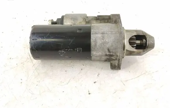 Mercedes-Benz CLS C219 Starter motor 0061510501 0061513701