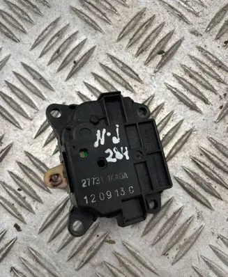 Nissan Juke I F15 Air flap motor/actuator 277311KA0A 120913C