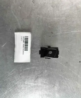 Volvo XC90 Central locking switch button 32279483